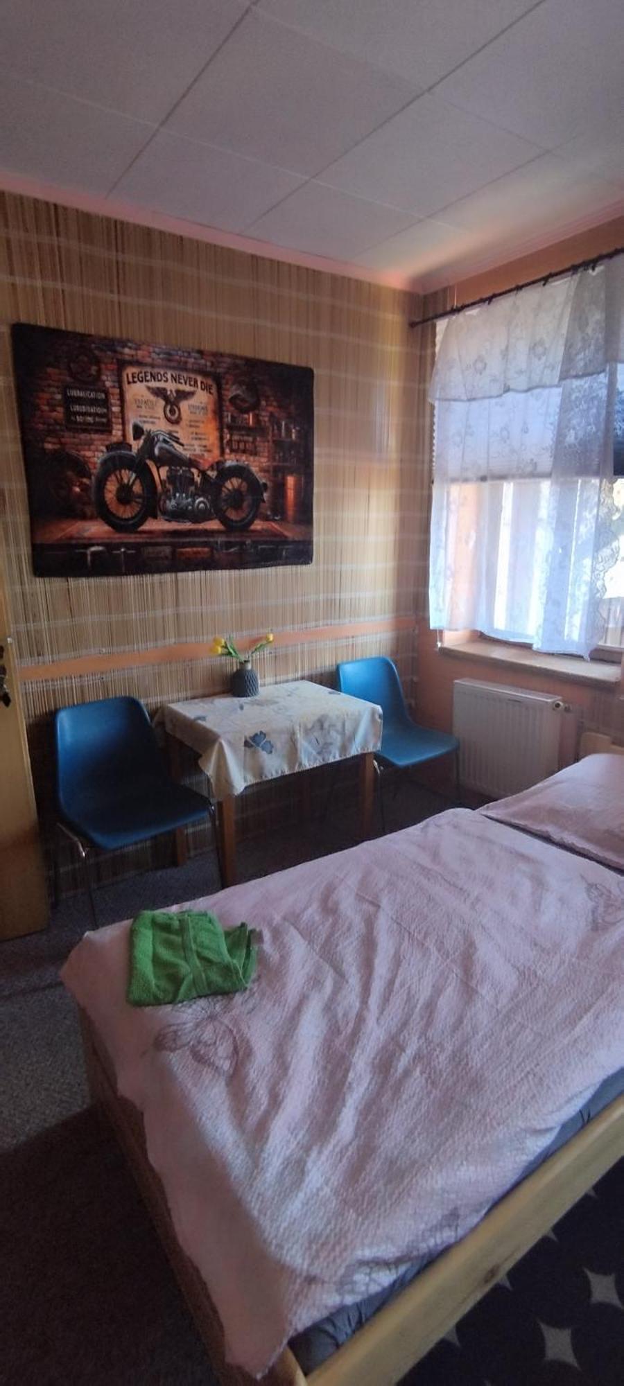 Drevenka Hotell Provodin Eksteriør bilde
